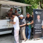 Antalya Büyükşehir Belediyesi’nden Ferdi Zeyrek için lokma dağıtımı