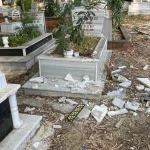 Antalya Serik'te mezar taşları kırıldı