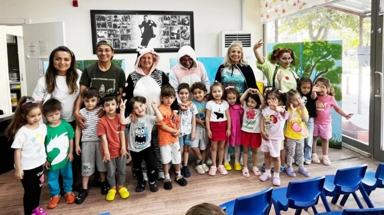 Antalya'da çocuklara tiyatrolu eğitim