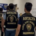 Antalya’da sahte altınla kuyumcuları dolandıran 4 şüpheli yakalandı