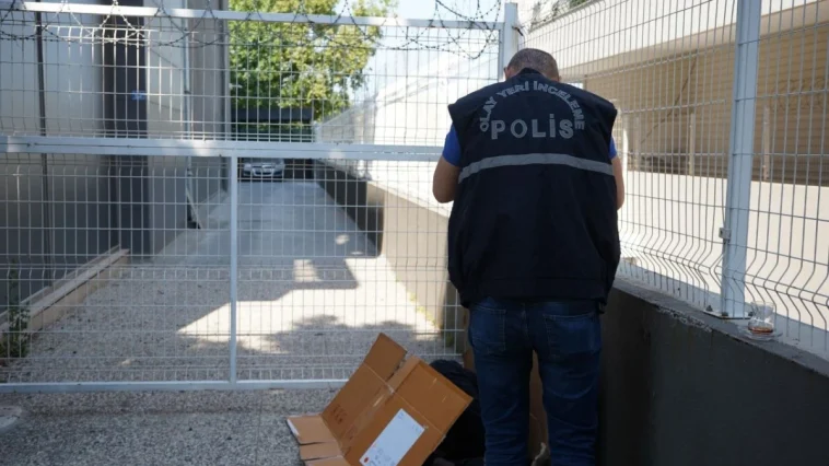 Antalya'da yol kenarında erkek cesedi bulundu