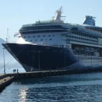 Bahama bandıralı kruvaziyer 1800 yolcuyla Alanya'da