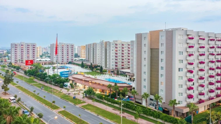 Corendon Kemer'de yeni otel açıyor