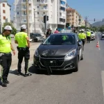 Gazipaşa'da sürücü adayı yaya geçidindeki bisikletli çocuğa çarptı