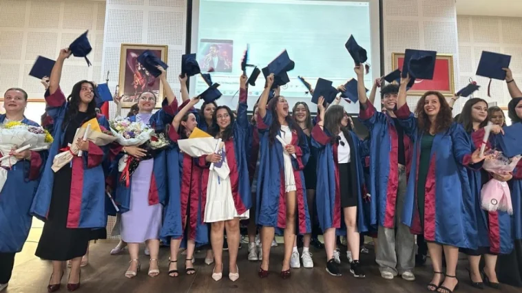 Geleceğin aşçıları kep attı