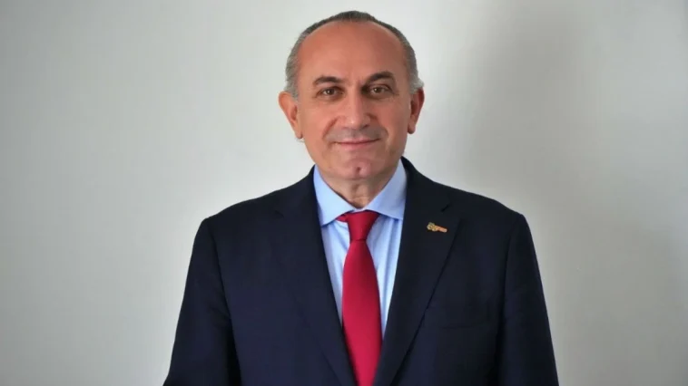 Hamit Kuk: Antalya Havaalanında yaşanan sorunlar, turizmin başkentine yakışmıyor