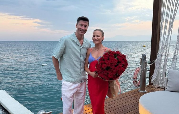 ROBERT LEWANDOWSKİ’NİN TATİL TERCİHİ ANTALYA OLDU