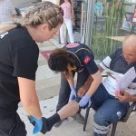 Kaza yapan motosikletli hastaneye gitmek istemedi