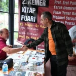 Kemer Kitap Fuarı başladı