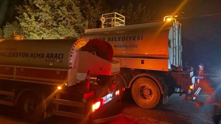 Kemer’de trafo yangını