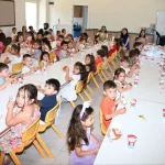 Kemerli öğrenciler, karne ve mangal keyfi yaptı