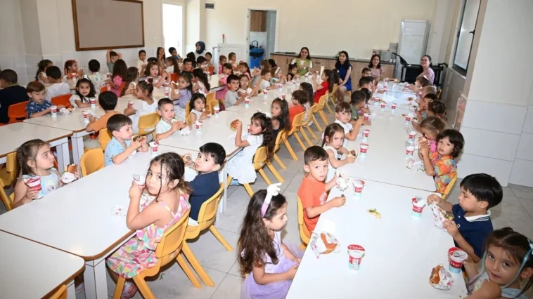 Kemerli öğrenciler, karne ve mangal keyfi yaptı