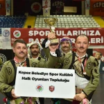 Kepez'in halk oyunları zirvede