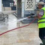 Manavgat Belediyesi'nden bayram öncesi cami temizliği