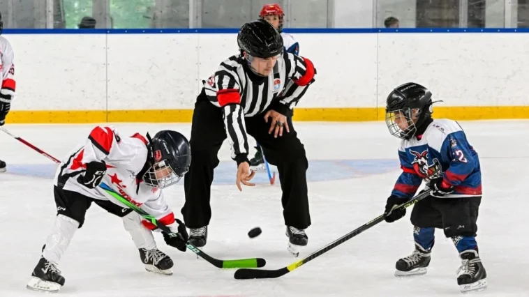 Muratpaşa'nın minik hokeycileri Türkiye ikincisi