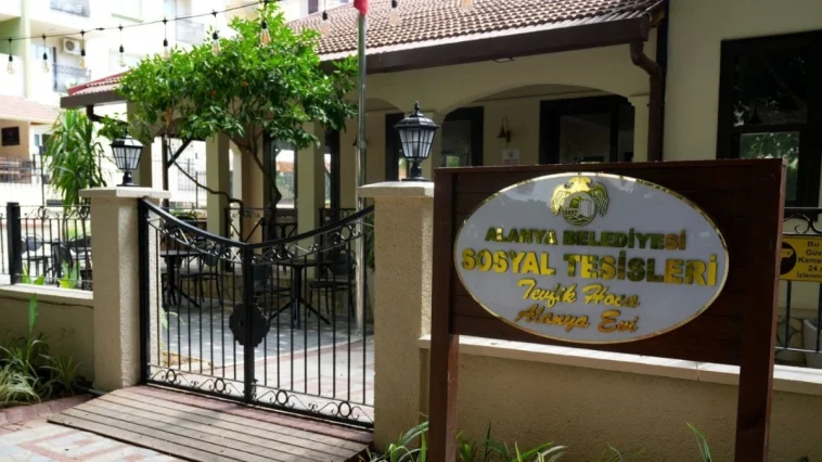 Tevfik Hoca Alanya Evi yenilenen yüzüyle hizmete açıldı