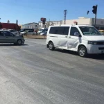 Tur aracı ile otomobil çarpıştı: 2 çocuk yaralandı