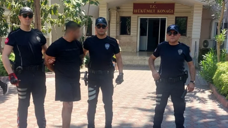 33 yıl hapisle aranıyordu Kemer'de yakalandı