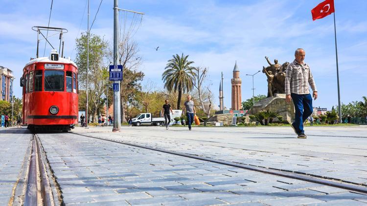 Büyükşehirin toplu ulaşım araçları 15 Temmuzda ücretsiz