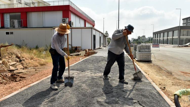 Kepez’den Aydoğmuş Mahallesi’nde kaldırım çalışması