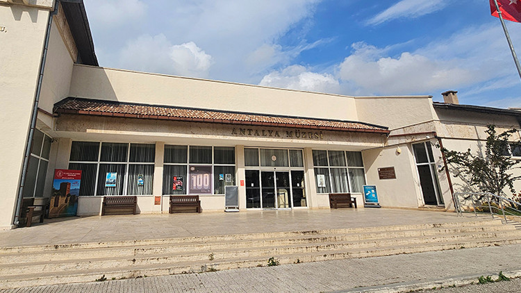 Bakanlık duyurdu: 1972den beri hizmet veriyordu... 16 Temmuzdan sonra kapanıyor