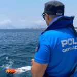 Antalyada deniz polisinden yeni çözüm: Uzaktan kumandalı can simitleriyle hayat kurtarıyorlar