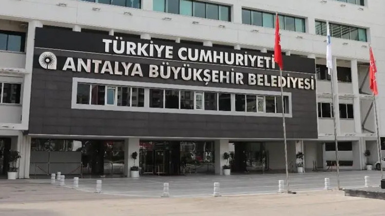 Antalya Büyükşehir Belediyesine yönelik soruşturmada 3 yeni gözaltı Detaylar belli oldu