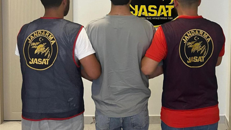 Antalyada 72 saatte 236 aranan kişi yakalandı