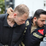 Babasını öldürmekten yargılanan sanığın tahliye talebine ret