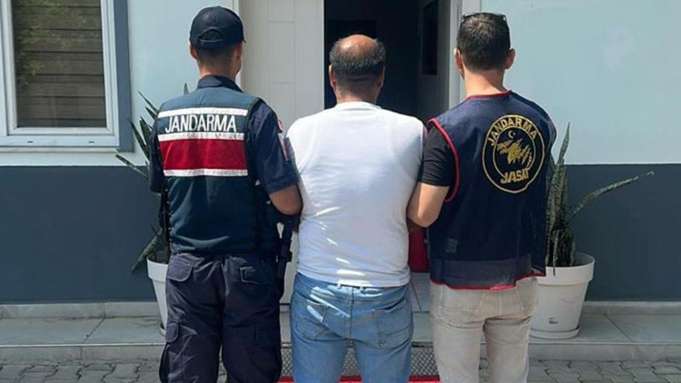 Antalyada 72 saatte 208 aranan kişi yakalandı