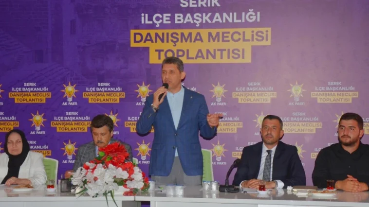 AK Parti Serik İlçe Danışma Kurulu yapıldı