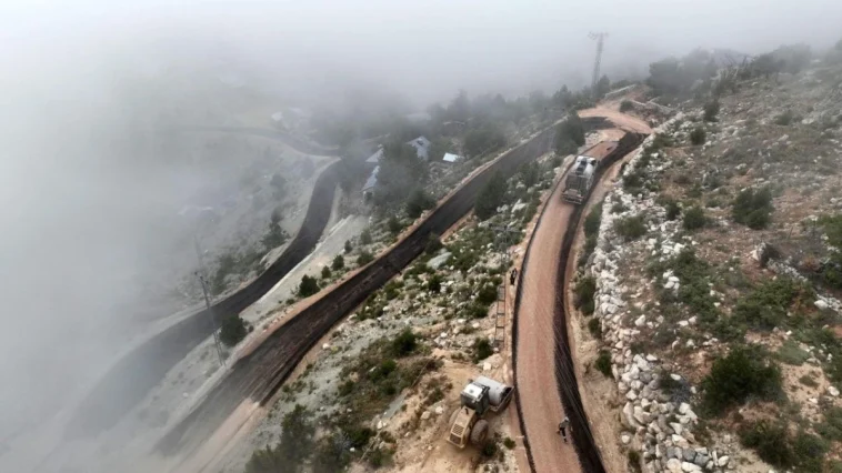 Akdağ eteklerindeki Çeltek Yaylası yolu asfalta kavuşuyor