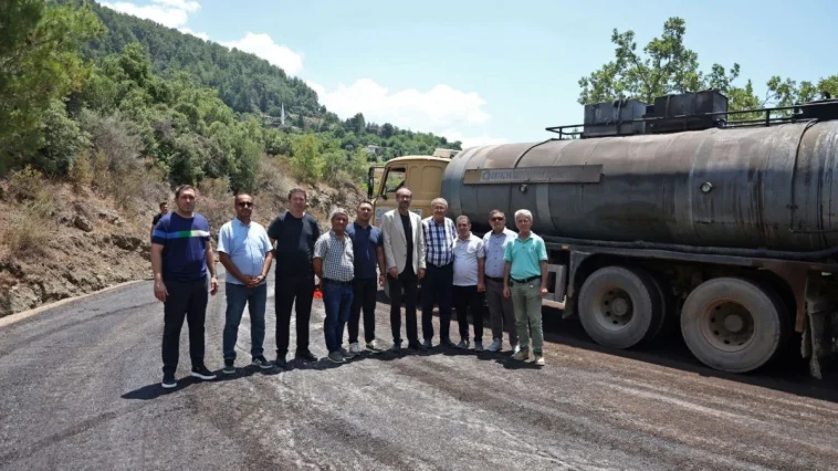 Alanya Şıhlar Mahalle yolu asfalta kavuştu