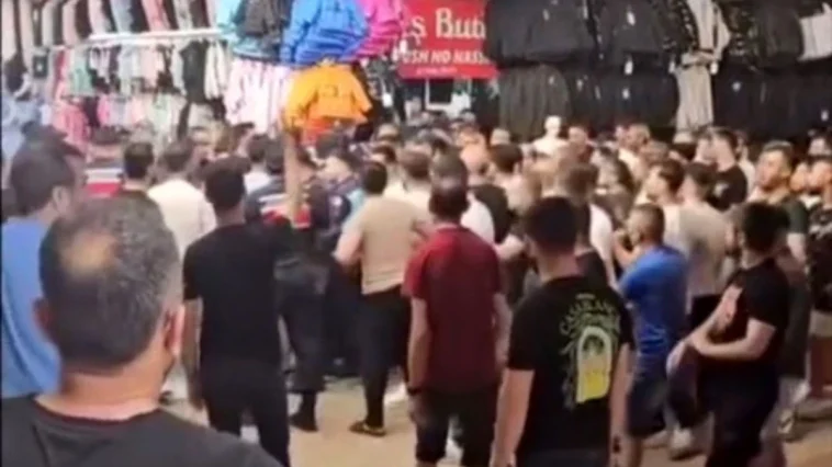 Alanya'da marka avukatları ile esnaf arasında arbede: 6 gözaltı