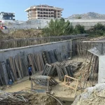 Antalya’da inşaatta düşen işçi beyin kanaması geçirdi