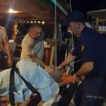 Araç yolu olmayan Kaleköy'de kalp krizi geçiren vatandaşa sahil güvenlik ekipleri yetişti