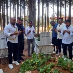 Başpehlivan Okulu’dan vefa örneği