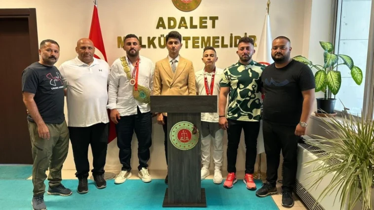 Başsavcı Özel, Çilenker kardeşleri makamında kabul etti