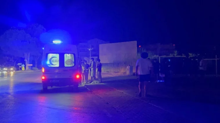 Gazipaşa'da motosiklet devrildi: 2 yaralı