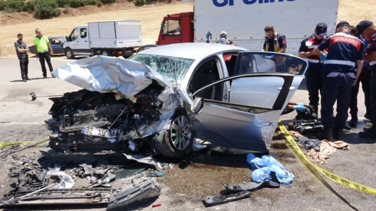 Her gün ortalama 6 kişi 'kaza yerinde' öldü