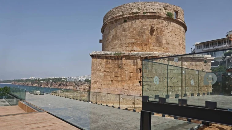 Hıdırlık Kulesi Seyir Terası projesi sona yaklaştı