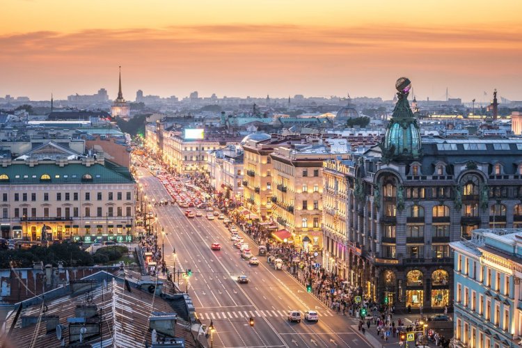 ST. PETERSBURG ARTIK ÇOK DAHA YAKIN