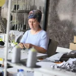 Kepez'in atölyesi üretiyor, belediye kazanıyor