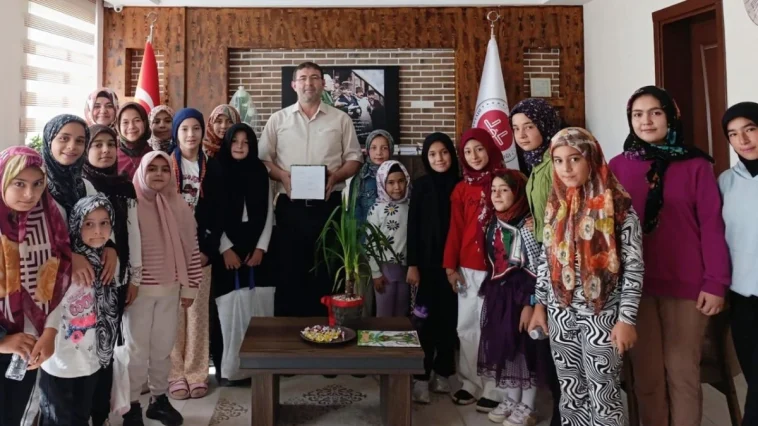 Korkuteli'nde Filistin için anlamlı bağış