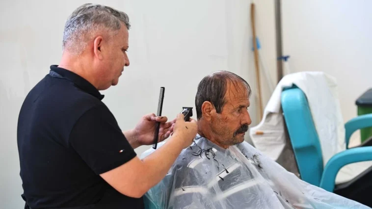 Mobil kuaför tırı Antalya’nın yaylalarında