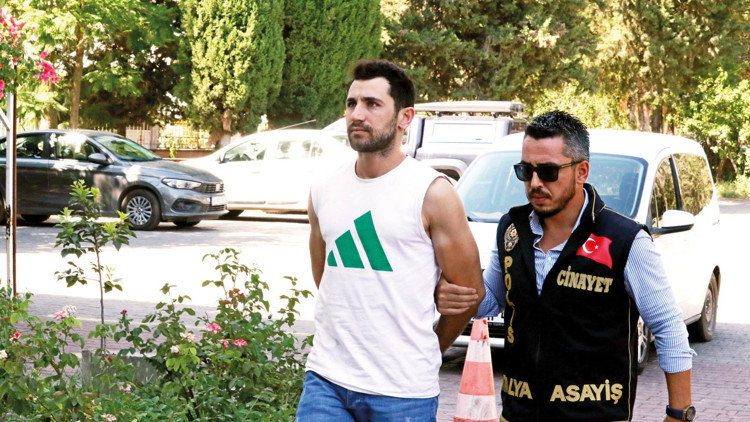 Telefonda tartışma cinayetle bitti