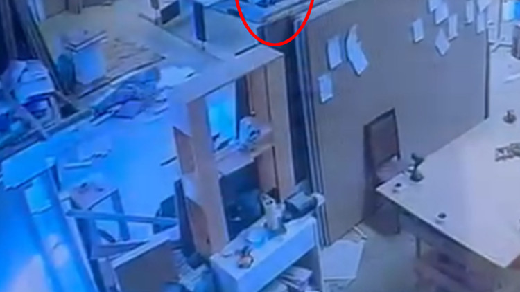 Antalyada mobilya atölyesi kundaklandı