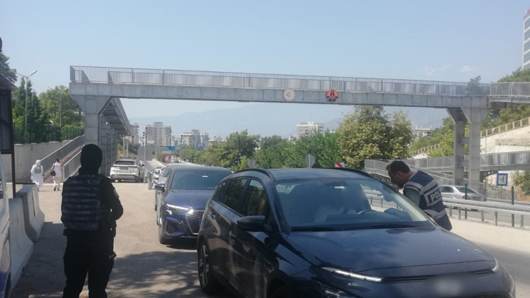 Antalyada çalıntı araç denetimi