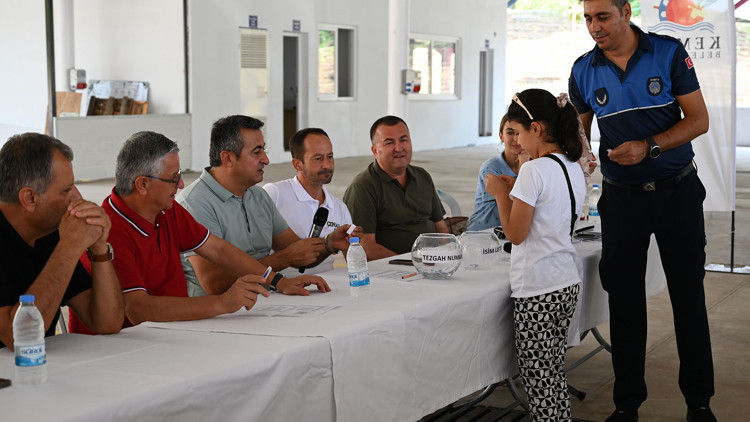 Tekirova pazar yerinde kuralar çekildi