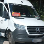 Tur minibüsü şoförü aracında ölü bulundu